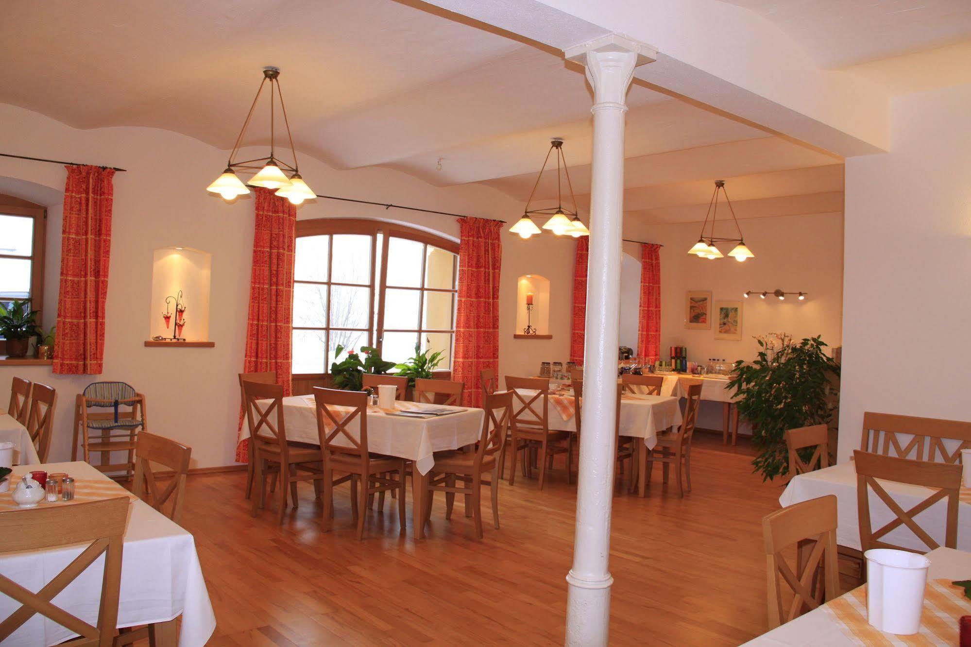 Pension Bernhardhof Otterfing Εξωτερικό φωτογραφία